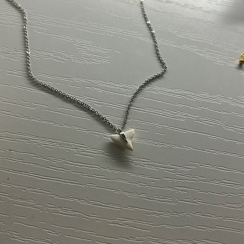 pura vida shark tooth necklace